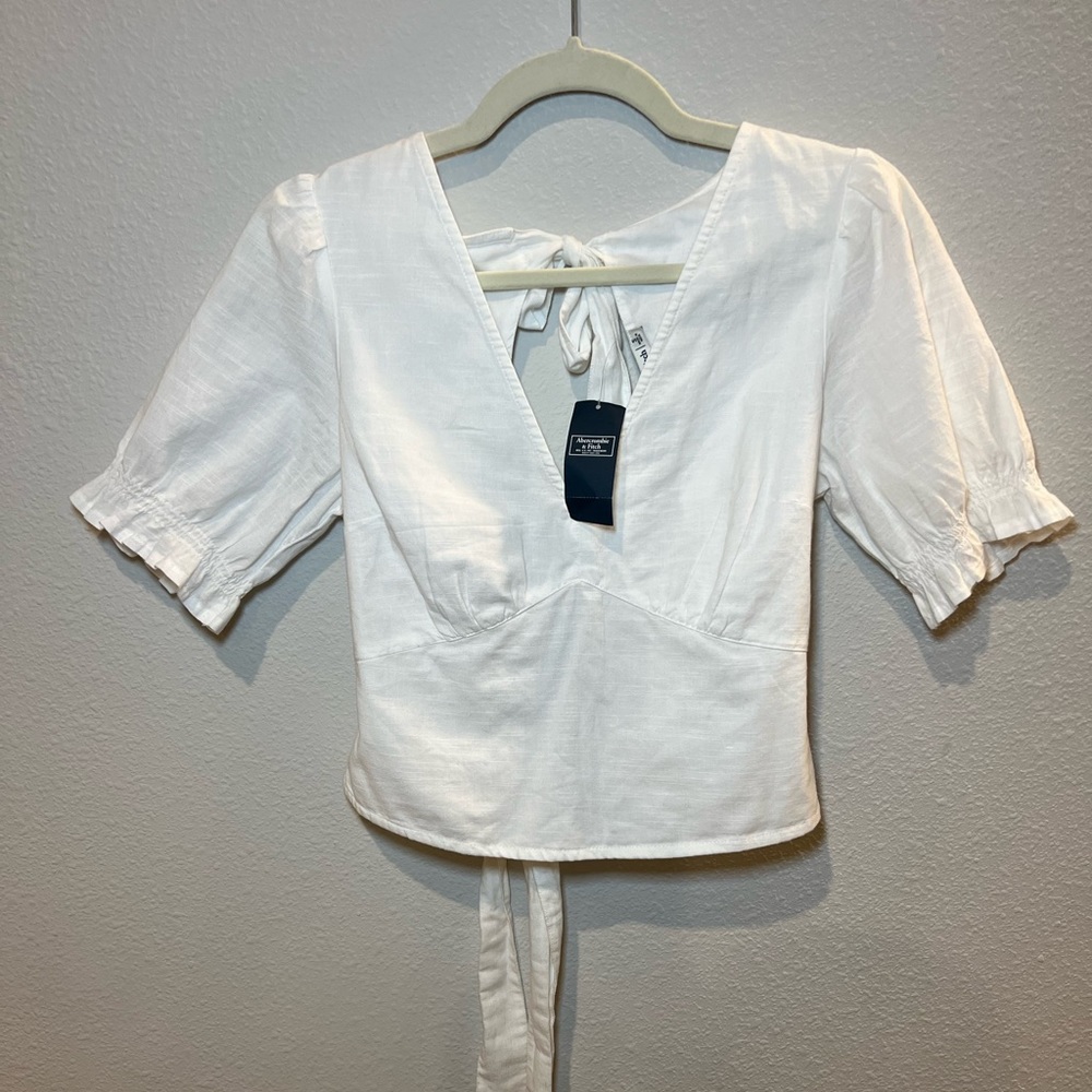 Abercrombie & Fitch Women’s White Open Tie Back Size S